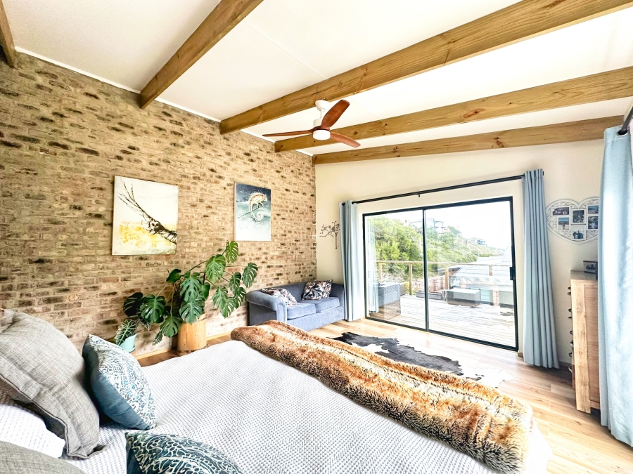 5 Bedroom Property for Sale in Cola Beach Western Cape